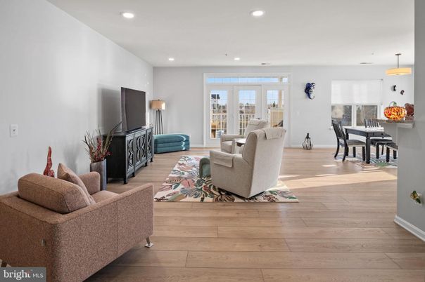 Dining room, Interior, Living room, Pendant Lights, Recessed Lighting, Wood Texture Flooring