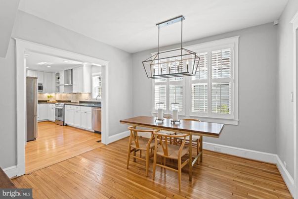 Dining room, Interior, Kitchen, Pendant Lights, Recessed Lighting, Wood Texture Flooring