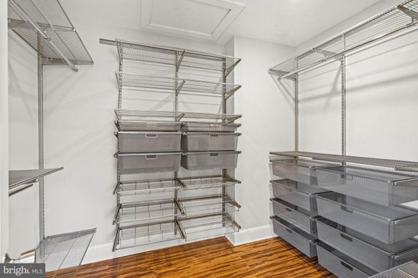 Interior, Walk-in Closets, Wood Texture Flooring