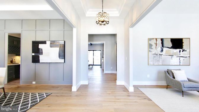 Interior, Pendant Lights, Wood Texture Flooring