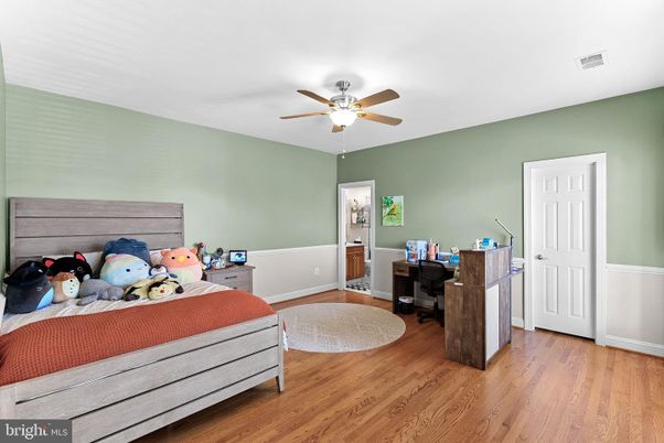 Bedroom, Home Office, Interior, Wood Texture Flooring