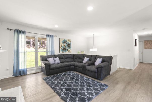 Interior, Living room, Pendant Lights, Recessed Lighting, Wood Texture Flooring