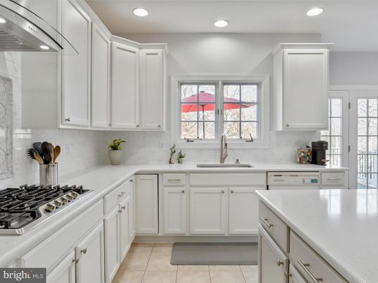 Interior, Kitchen, Recessed Lighting