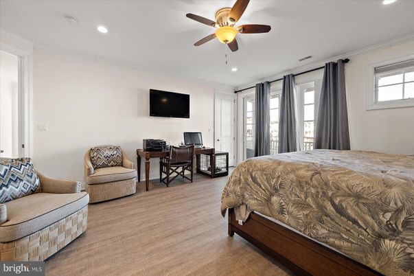 Bedroom, Home Office, Interior, Recessed Lighting, Wood Texture Flooring