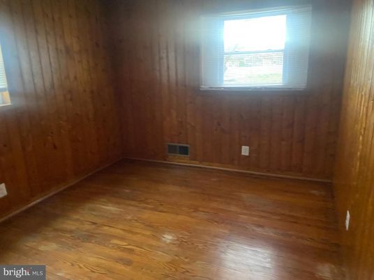 Empty room, Interior, Wood Texture Flooring, Wooden Walls