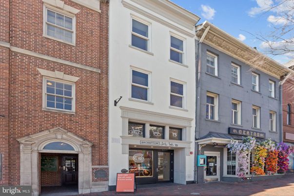 Exterior, Facade, Brick Facade, Rowhouse