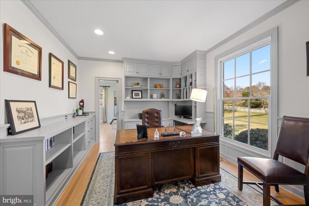 Home Office, Interior, Recessed Lighting, Wood Texture Flooring