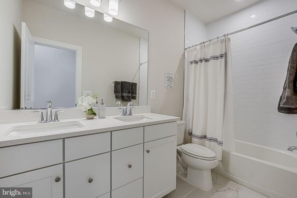 Bathroom, Dual Sink Vanities, Interior, Marble, Recessed Lighting