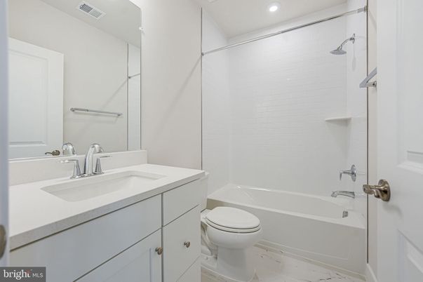 Bathroom, Interior, Marble, Recessed Lighting