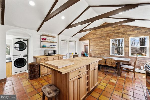 Dining room, Interior, Recessed Lighting, Washer, Wooden Beams