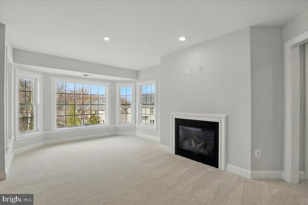 Empty room, Fireplace, Interior, Recessed Lighting
