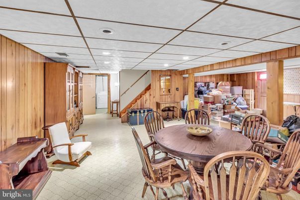 Dining room, Interior, Recessed Lighting, Wooden Walls