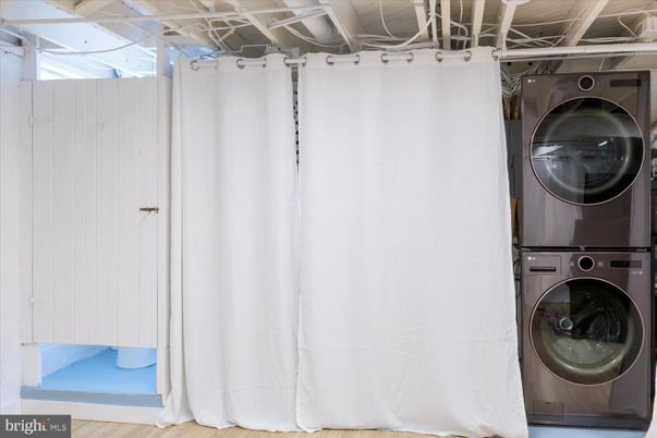 Interior, Utility Closets, Washer