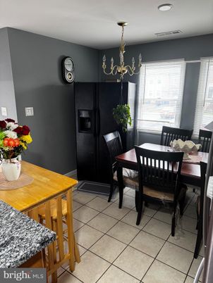 Chandelier, Dining room, Interior, Kitchen