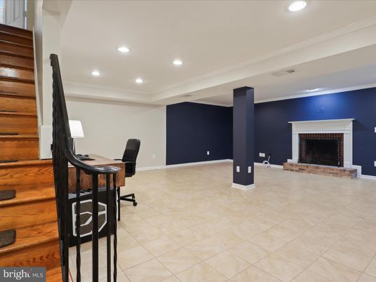 Fireplace, Interior, Recessed Lighting