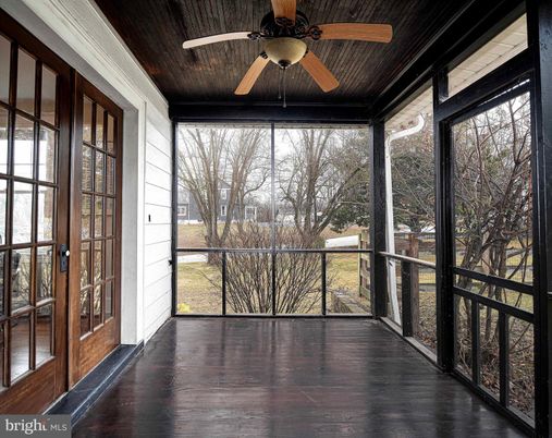 Interior, Sun Room, Wood Texture Flooring