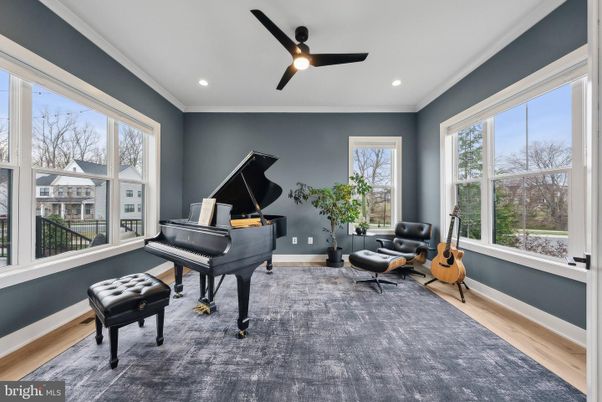 Interior, Piano, Recessed Lighting, Wood Texture Flooring