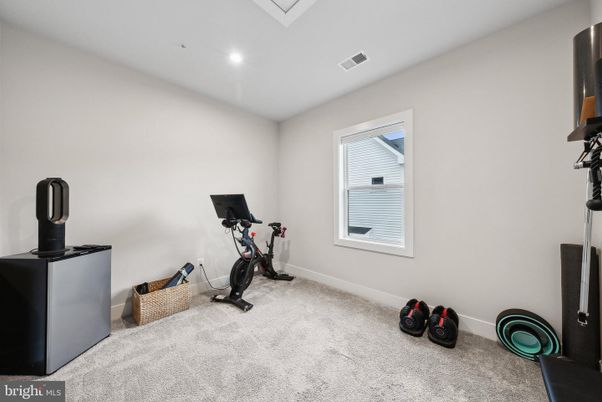 Fitness Equipment, Interior, Recessed Lighting