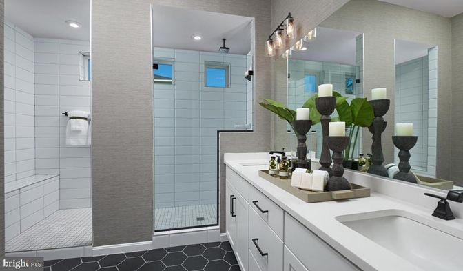Bathroom, Dual Sink Vanities, Interior, Recessed Lighting