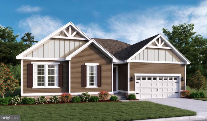 Attached, Exterior, Facade, Brick Traditional