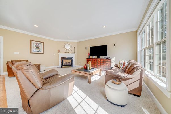 Fireplace, Interior, Living room, Recessed Lighting