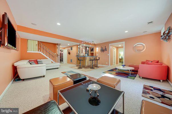 Game Room, Interior, Living room, Recessed Lighting