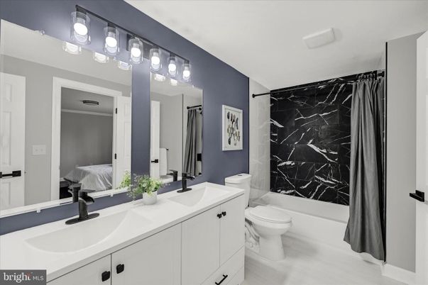 Bathroom, Dual Sink Vanities, Interior, Marble Walls