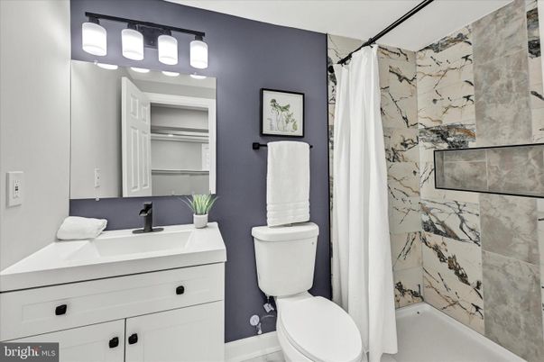Bathroom, Interior, Marble Walls