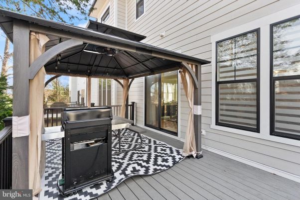 Exterior, Hot Tub