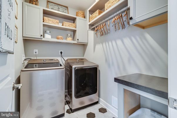 Interior, Washer