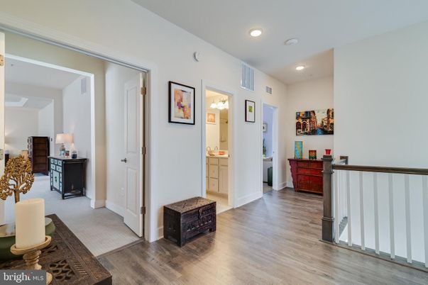 Bathroom, Interior, Recessed Lighting, Wood Texture Flooring