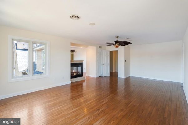 Empty room, Fireplace, Interior, Wood Texture Flooring