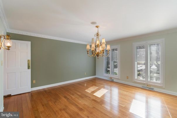 Chandelier, Empty room, Interior, Wood Texture Flooring
