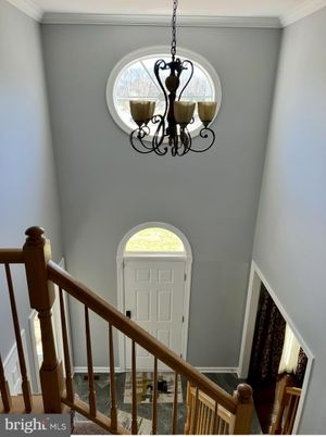 Chandelier, Interior