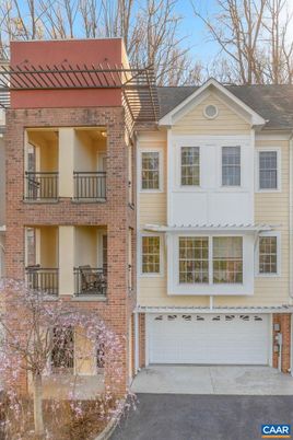 Attached, Exterior, Facade, Brick Facade, Rowhouse