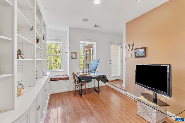 Home Office, Interior, Recessed Lighting, Wood Texture Flooring
