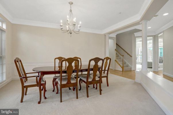 Chandelier, Dining room, Interior, Recessed Lighting, Wood Texture Flooring