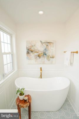 Bathroom, Free Standing Baths, Interior, Recessed Lighting