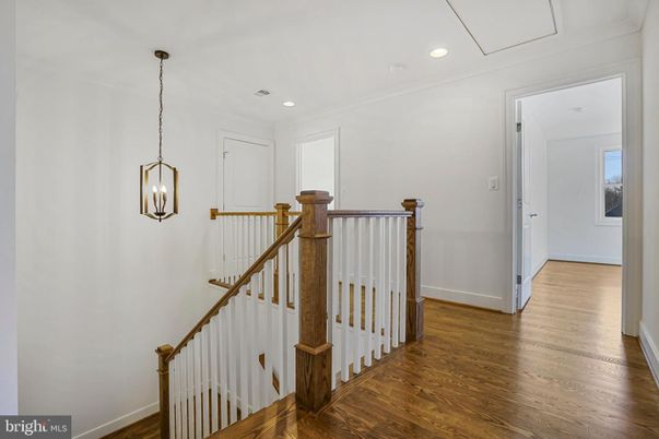 Interior, Pendant Lights, Recessed Lighting, Wood Texture Flooring