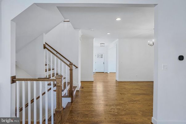 Chandelier, Interior, Recessed Lighting, Wood Texture Flooring