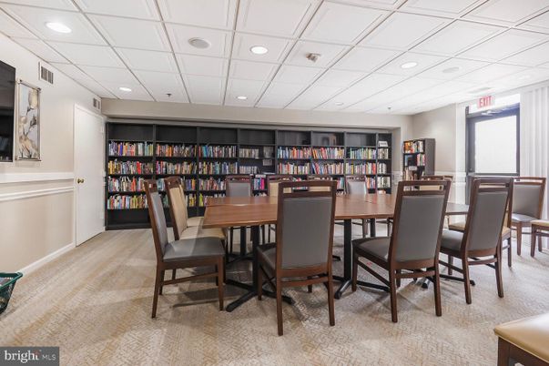 Dining room, Interior, Recessed Lighting