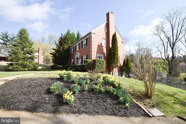 Backyard, Exterior, Facade, Brick Facade, Tudor Revival