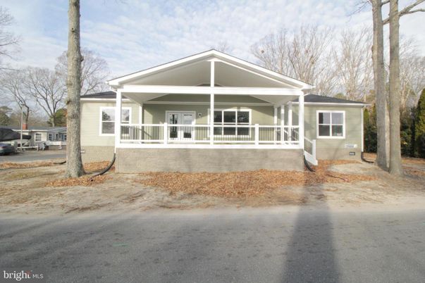 Exterior, Facade, American Craftsman