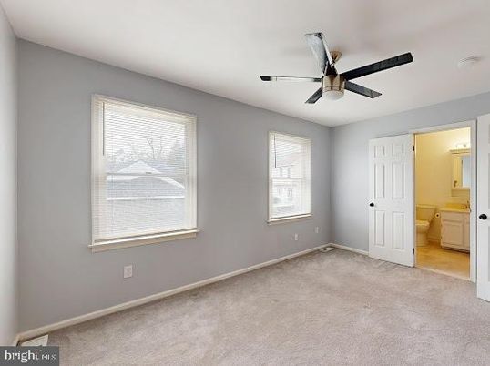 Bathroom, Empty room, Interior