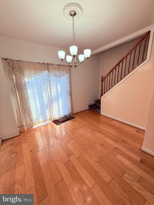 Chandelier, Empty room, Interior, Wood Texture Flooring