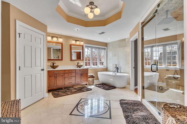 Bathroom, Dual Sink Vanities, Free Standing Baths, Glass Shower, Interior, Recessed Lighting