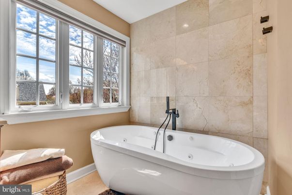 Bathroom, Free Standing Baths, Interior