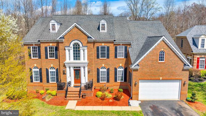 Attached, Exterior, Facade, Brick Facade, Brick Traditional