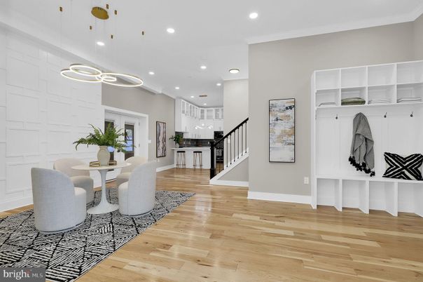 Dining room, Interior, Kitchen, Pendant Lights, Recessed Lighting, Wood Texture Flooring