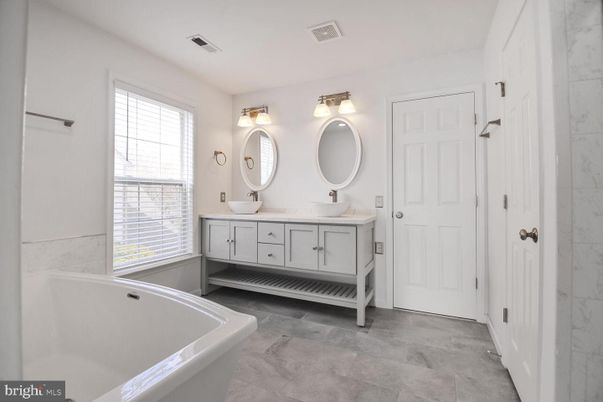 Bathroom, Dual Sink Vanities, Interior, Marble Walls